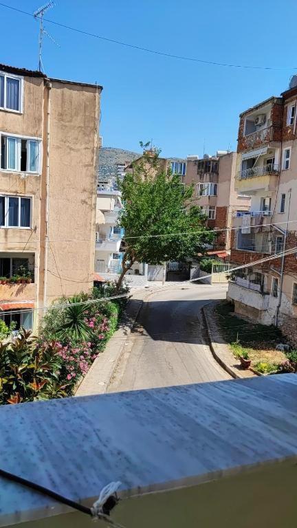 סרנדה Dea1 Majlinda Apartment מראה חיצוני תמונה
